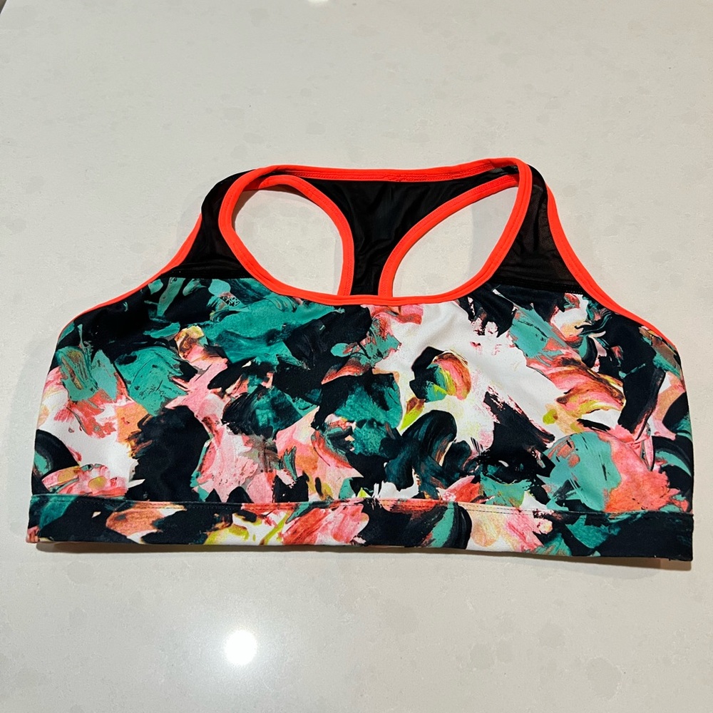 Fabletics Sports Bra - Picture 3 of 8